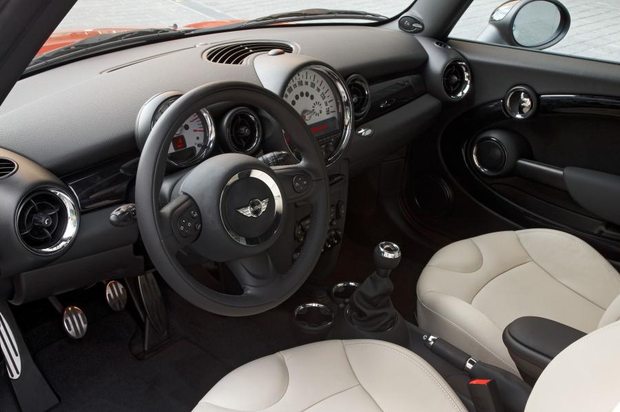  Mini Cooper S 2011 года  (фото 71 из 71)